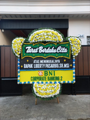 Papan Bunga Duka di Telluwanua