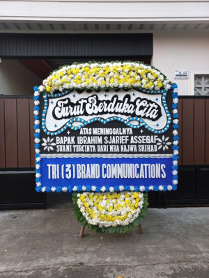 Papan Bunga Duka di Telluwanua